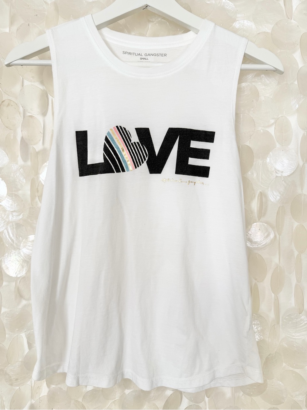 Spiritual Gangster White “LOVE” Tank with Heart Wonen’s size Small EUC